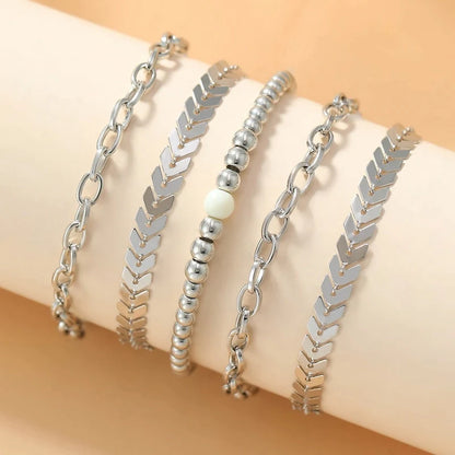 Kit 6 Peças Quartzo Prata Relógio Feminino e Pulseiras Vanny