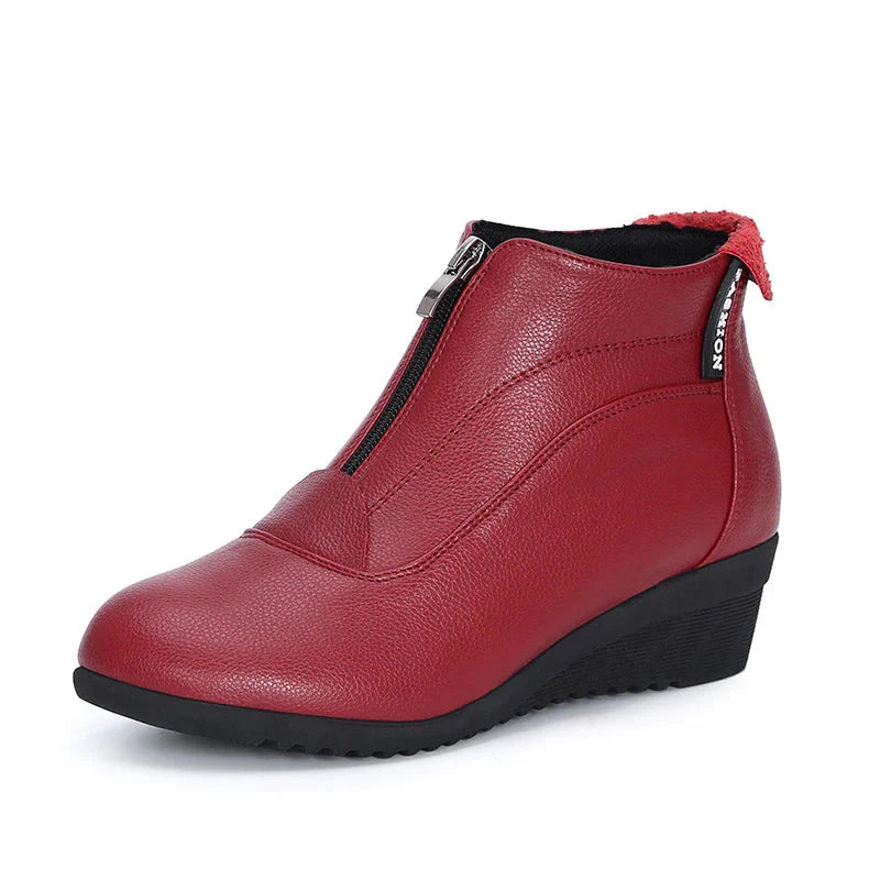 Bota de Couro Cano Curto Feminina Vanny